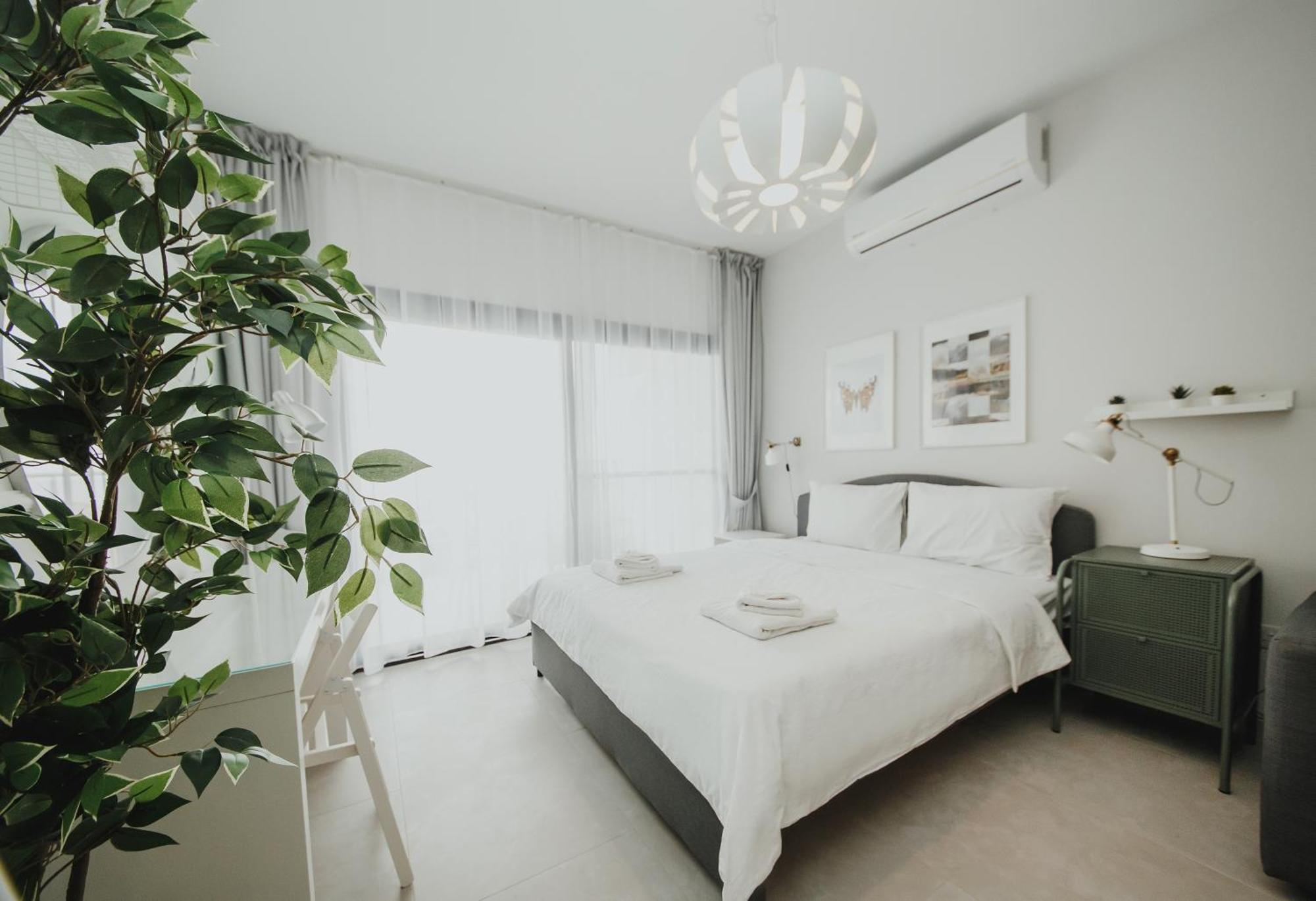 Caesar Blue Seaside Luxury Apartment *